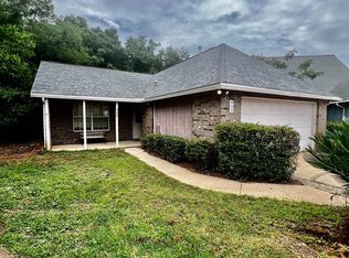922 Lawton Ct, Fort Walton Beach, FL 32547