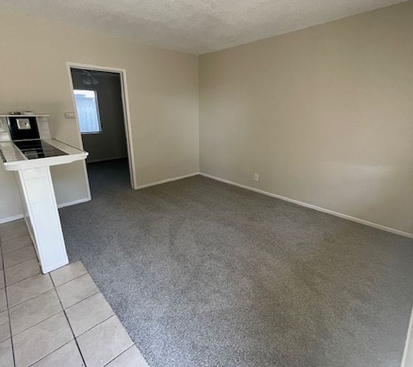 1st image of 968 N Loma Vista Dr