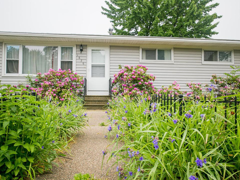1st image of 1626 Slayton Ave