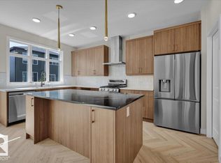 5812 Kootook Line SW, Edmonton, AB T6W 4Z6