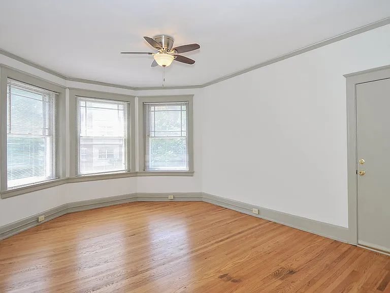 409 W Bloom St #11 — Photo 14