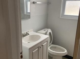 16025 Nelacrest Rd, Cleveland, OH 44112