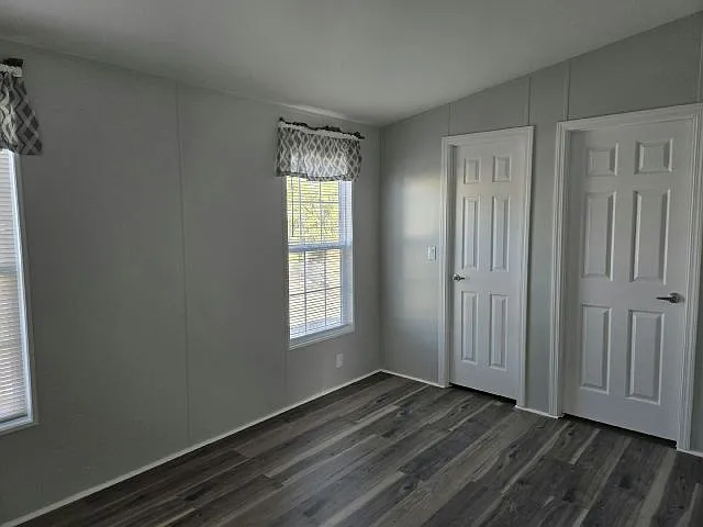 2 bed, 2.0 bath, 800 sqft, $1,800 — Photo 2