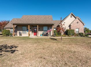 708 W Hubbard St, Nevada, TX 75173