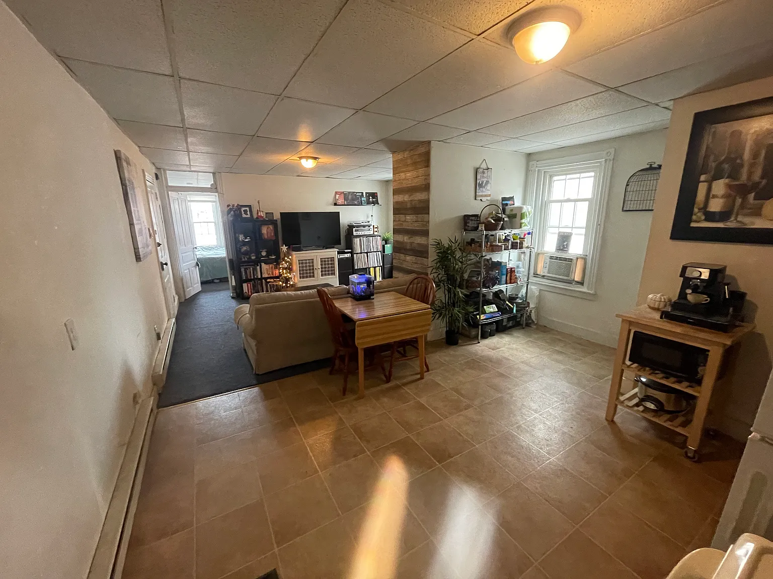 548 Bridge St — Photo 3