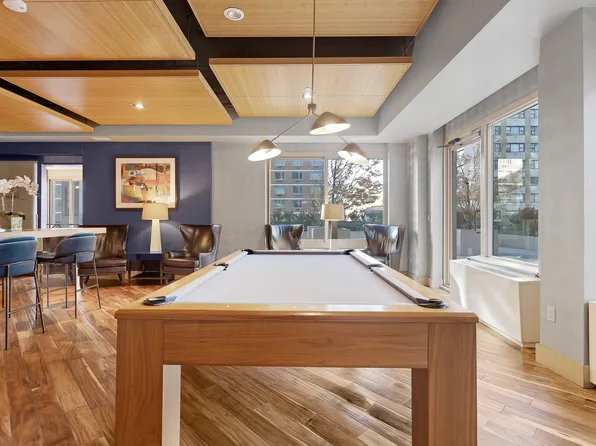 260 West 54th Street image 10 of 16