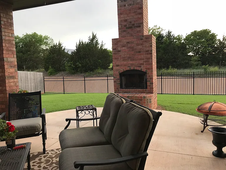 15521 Western Vista Dr — Photo 3