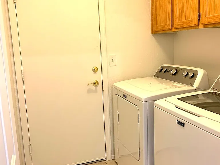 3821 Bombastic Ct — Photo 29