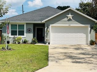 515 5th St S, Dundee, FL 33838