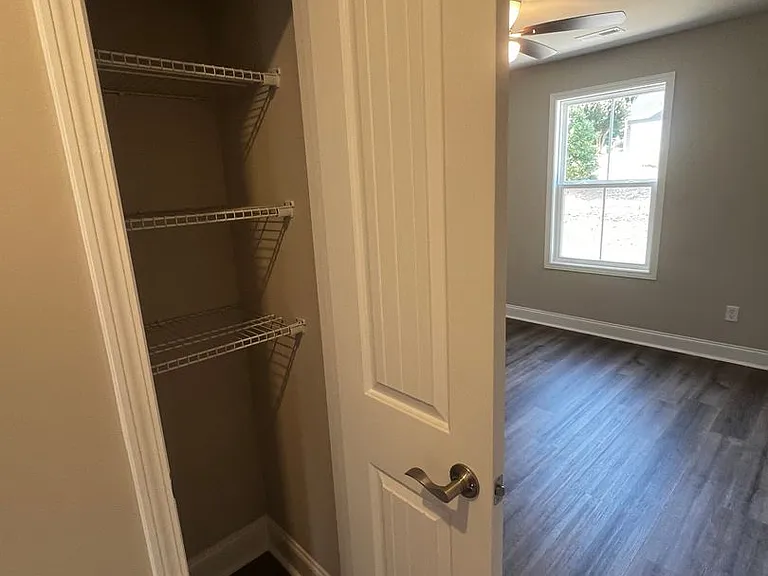 204 Samson Trl — Photo 5