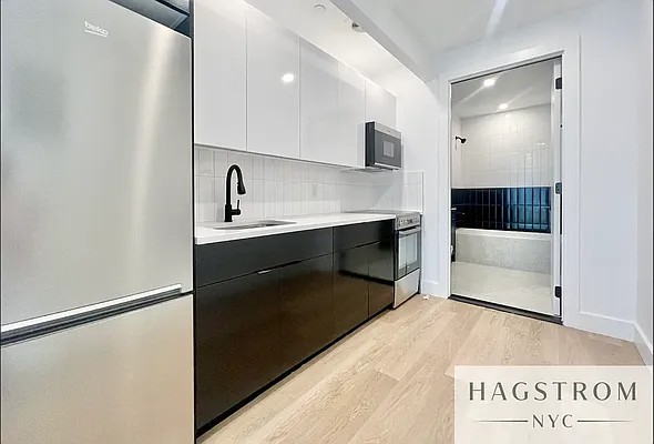 Rented by Hagstrom Management Inc | media 6