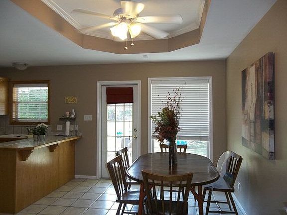 4th image of 345 Park Ln