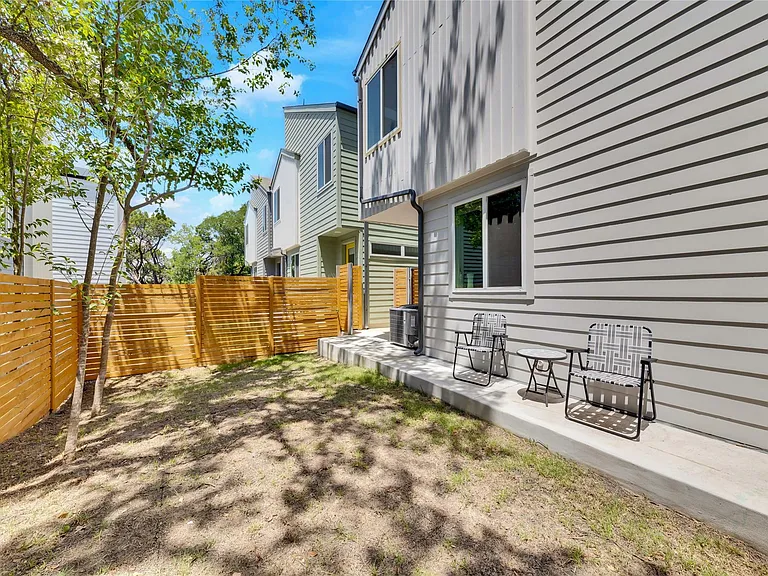 814 N Bluff Dr #82 — Photo 24