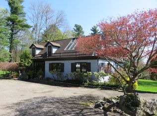 12 Orchard Hill Rd, Katonah, NY 10536