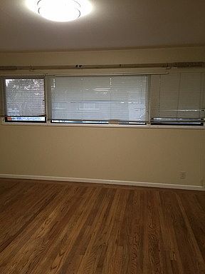 4th image of 293 Wilshire Ave