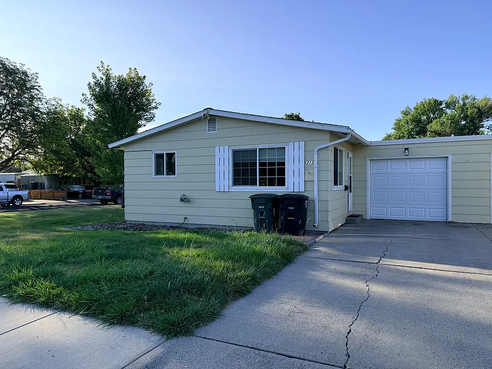 1212 Terry Ave