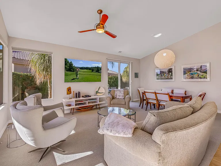 67361 N Laguna Dr — Photo 9