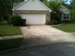 3008 SW Crab Apple Ct, Lexington, KY 40503