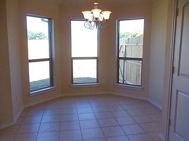 1st image of 2167 Oakridge Dr