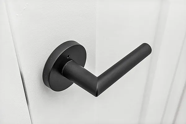 Rented by Corcoran | media 14