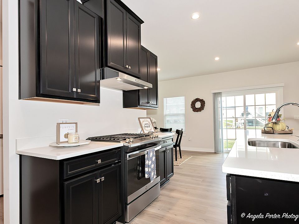 Modern Kitchen Elegance