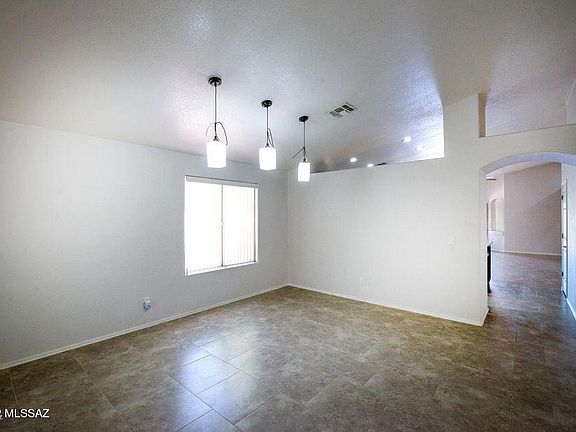 3rd image of 3597 W Lenihan Ln