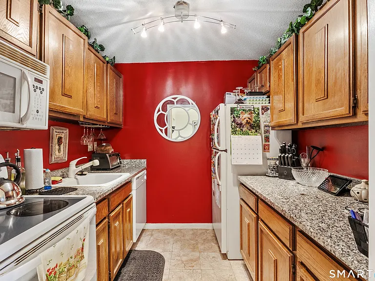 136 Kane St #C5 — Photo 11