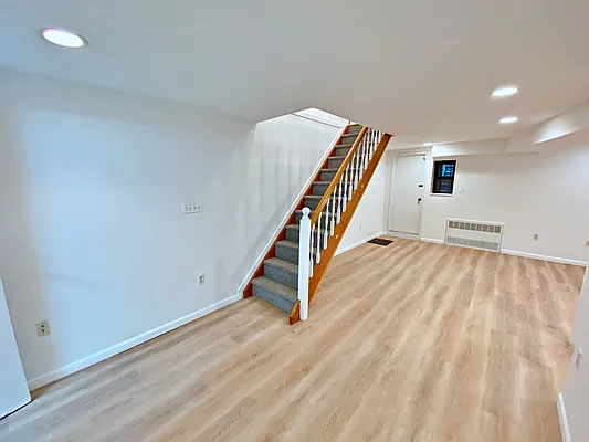 Rented by William Raveis Real Estate | media 6