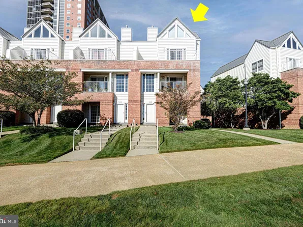 150 Christina Landing Dr, Wilmington, DE 19801