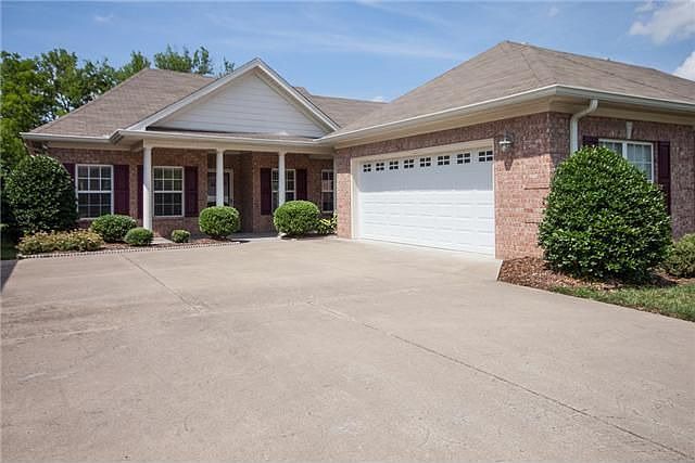 1st image of 203 Wrennewood Ln