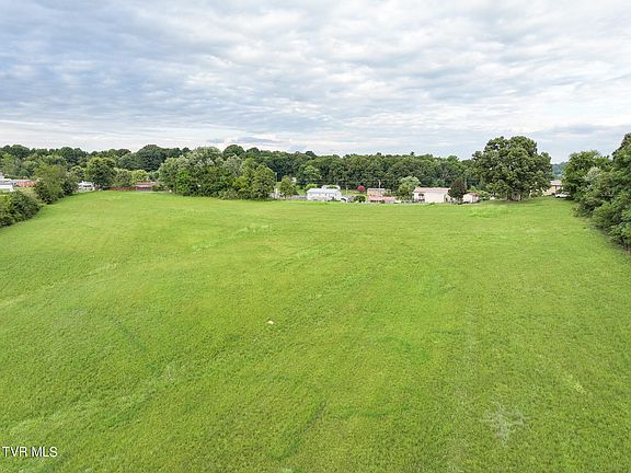 3rd image of LOT-28R E Andrew Johnson Hwy