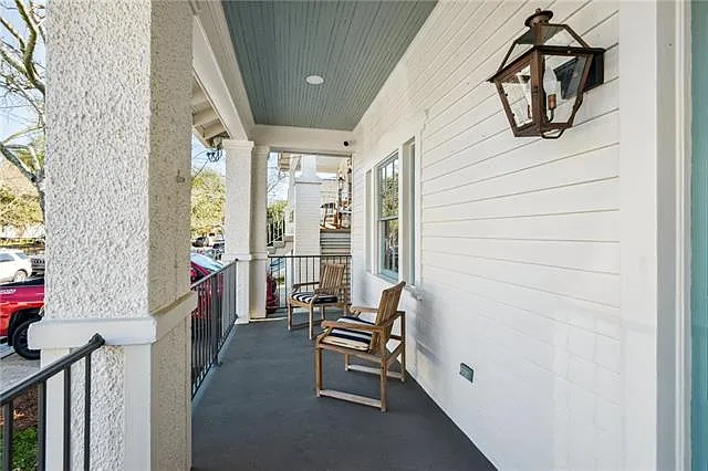 5956 Annunciation St — Photo 3