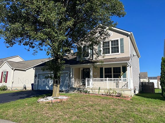 2nd image of 2896 Gablewood Dr
