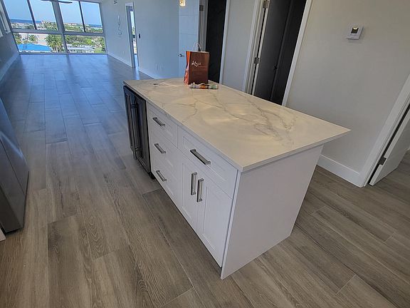 4th image of 3100 NE 49th Street #701