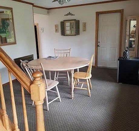 3rd image of 179 Brittle Ln