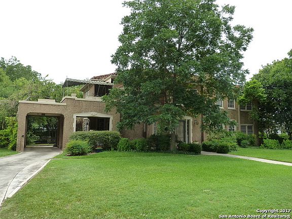 2nd image of 222 W Agarita Ave