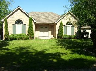 20773 N Scott Ave, Barrington, IL 60010