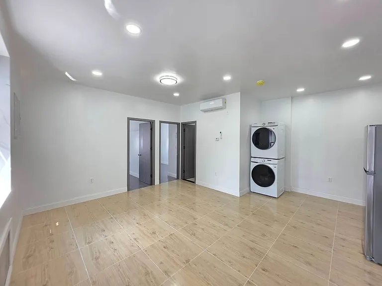 511 79th St #2R — Photo 2