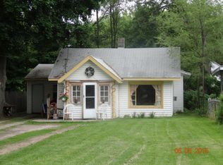 131 34th St SE, Wyoming, MI 49548