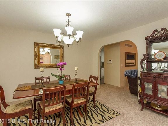 4th image of 617 NW Boulder Brook Dr