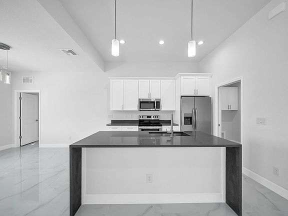 2nd image of 2504 SW 32nd St