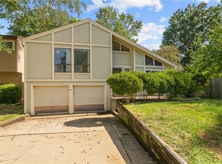11921 W 66th Ter, Shawnee, KS 66216
