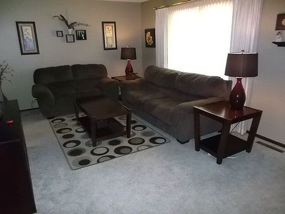 2nd image of 1328 Howard Pl