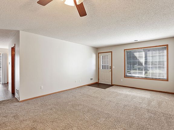 5th image of 2029 Gresham Ave N