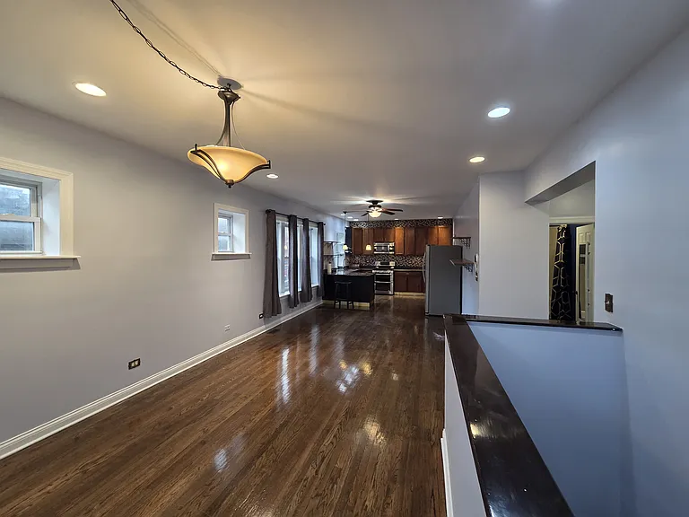 1946 W Touhy Ave #1 — Photo 4