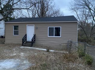 8431 Flora Ave, Kansas City, MO 64131