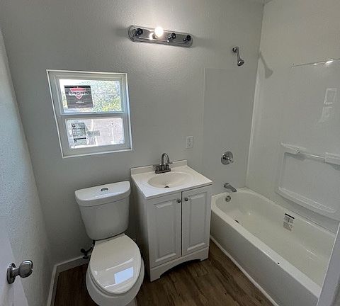 4th image of 1501 10th St #17461392