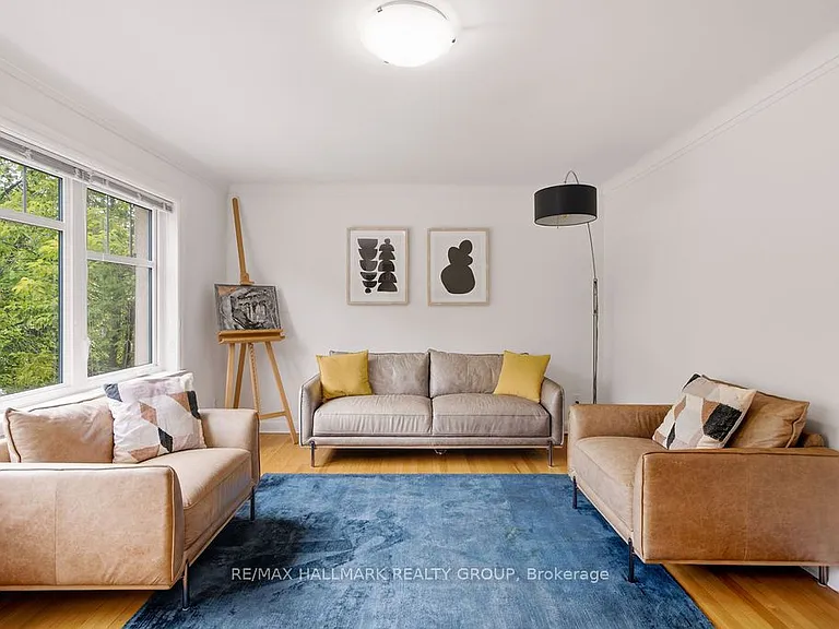 34 Lavergne St #3 — Photo 5