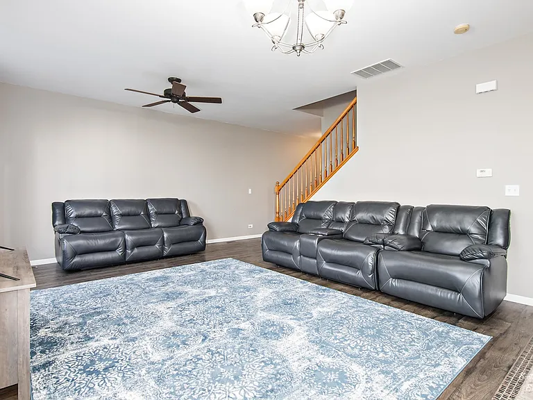 5521 Wildspring Dr #5521 — Photo 8
