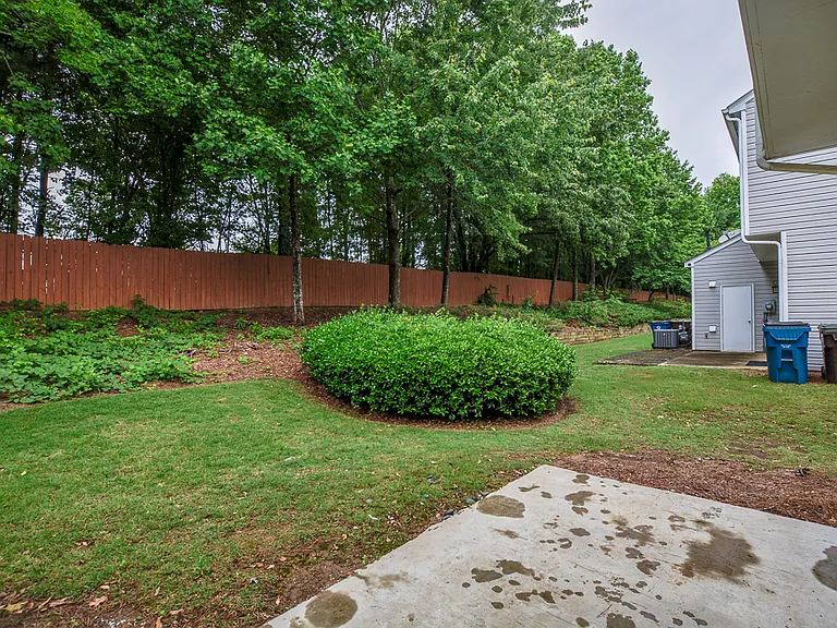 2716 Ashleigh Ln — Photo 29